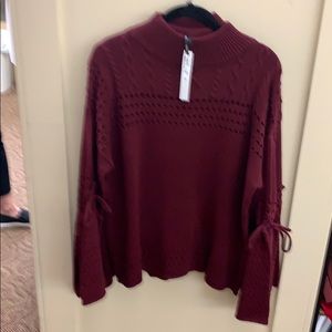 Maroon mock, bell sleeve with tie